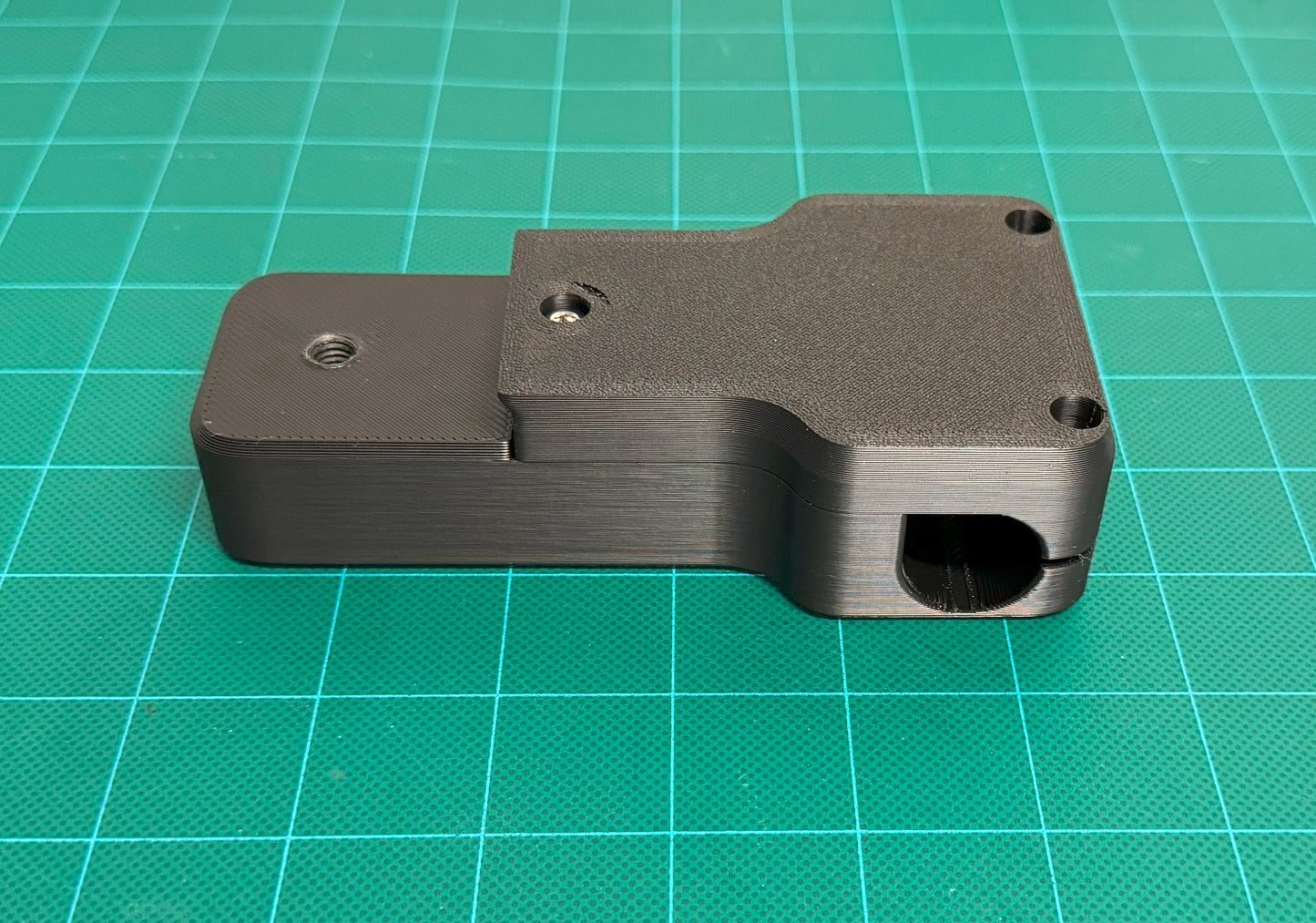 Moza SRP and SRP Lite pedal mounting kit for Playseat Challenge