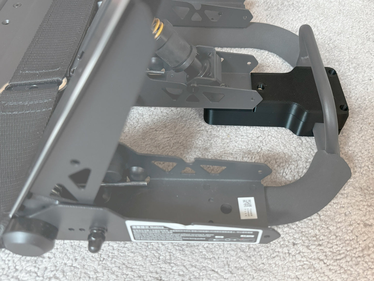 Moza SRP and SRP Lite pedal mounting kit for Playseat Challenge