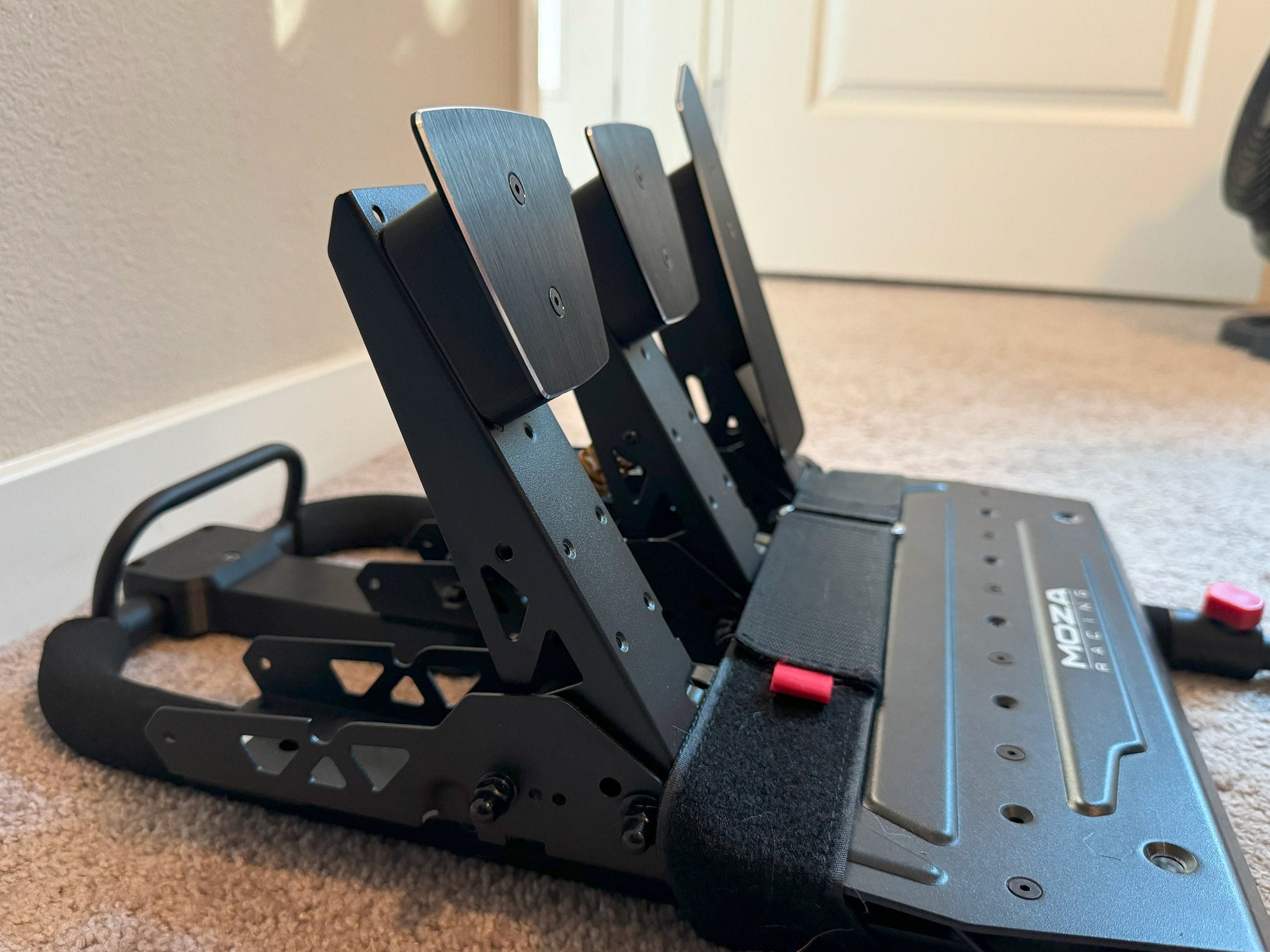 Moza SRP and SRP Lite GT Style Pedals - More grip and better heel-toe feel!