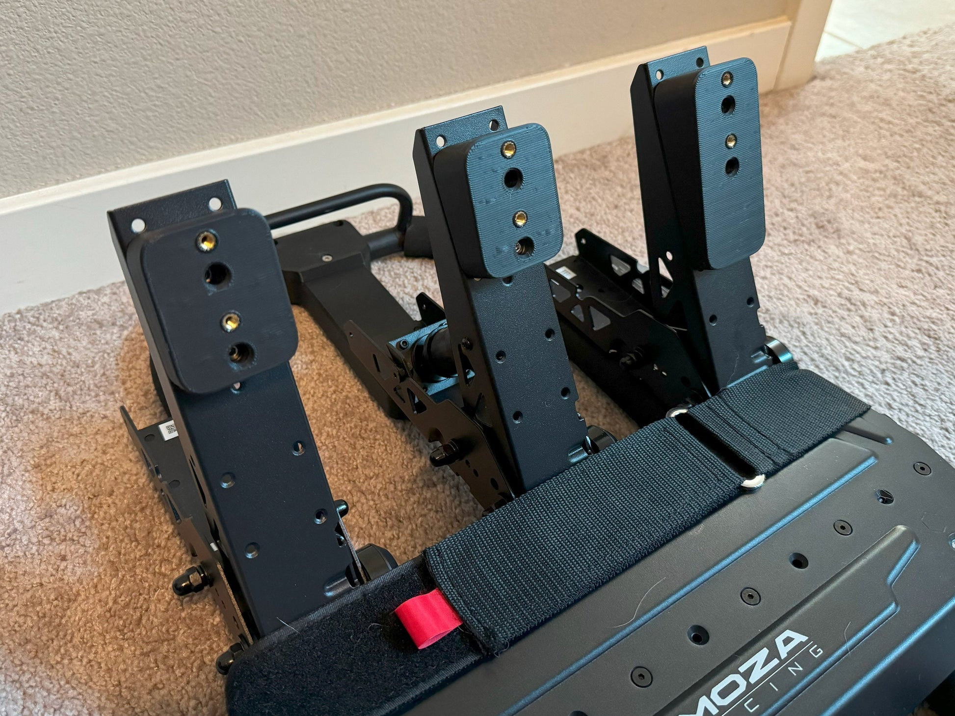 Moza SRP and SRP Lite GT Style Pedals - More grip and better heel-toe feel!