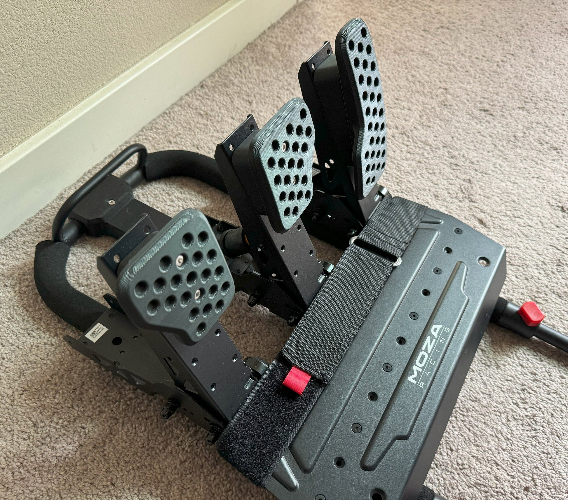 Moza SRP and SRP Lite GT Style Pedals - More grip and better heel-toe feel!