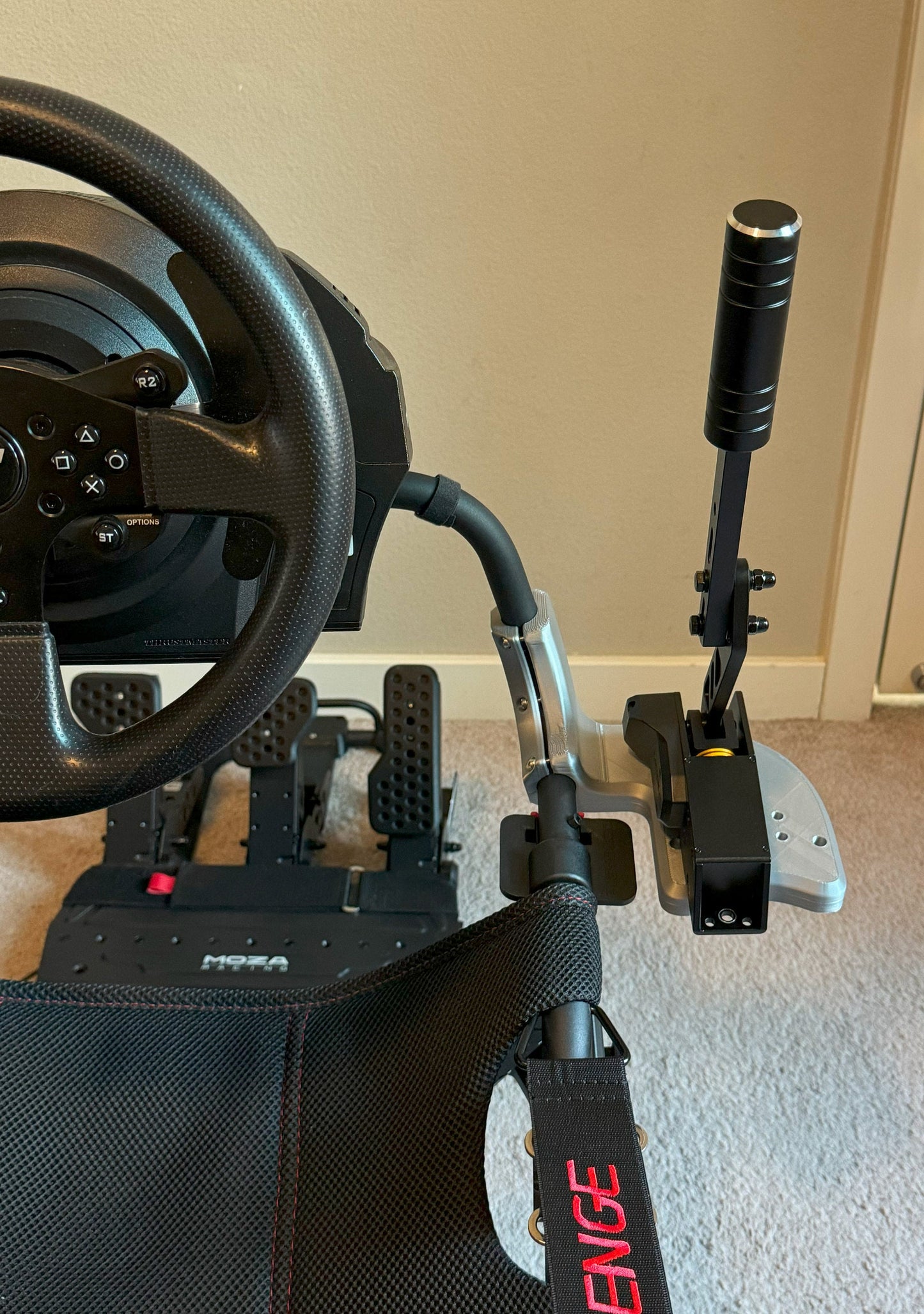 Compatible with certain hand brakes / e-brakes